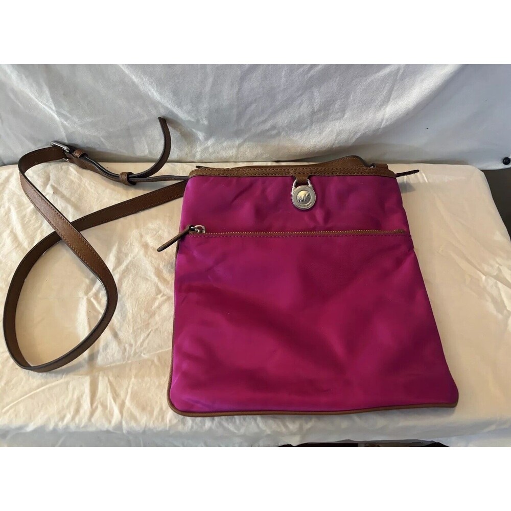 Michael Kors Kenton Crossbody Pink Nylon Tote